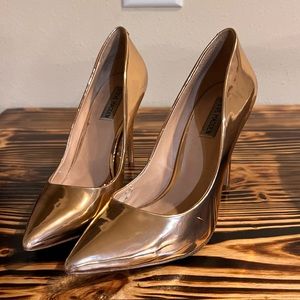 Steve Madden Rose Gold Pumps